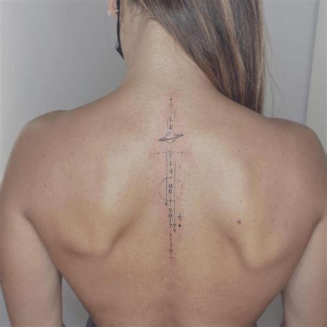 tatuajes en la columna para mujeres|Tatuajes en la espalda (o columna vertebral) para。